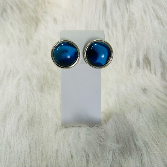 VINTAGE Blue Cabochon Clip On Earrings - Picture 3 of 6